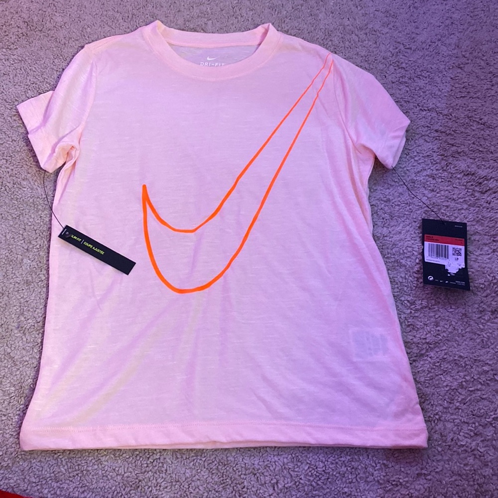 New with tags Nike athletic shirt Girls L